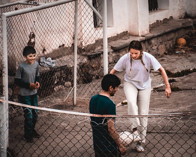 加强中场控 加强中场控